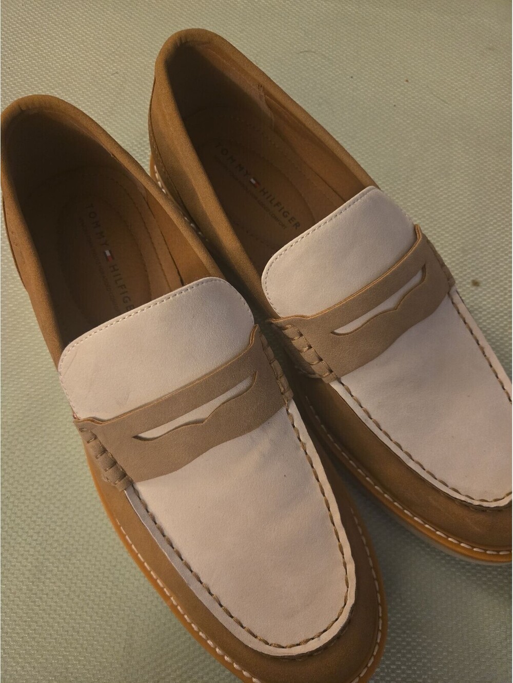 Tommy Hilfiger Men's Two-Tone Suede Penny Loafers Size 11M - Picture 5 of 8